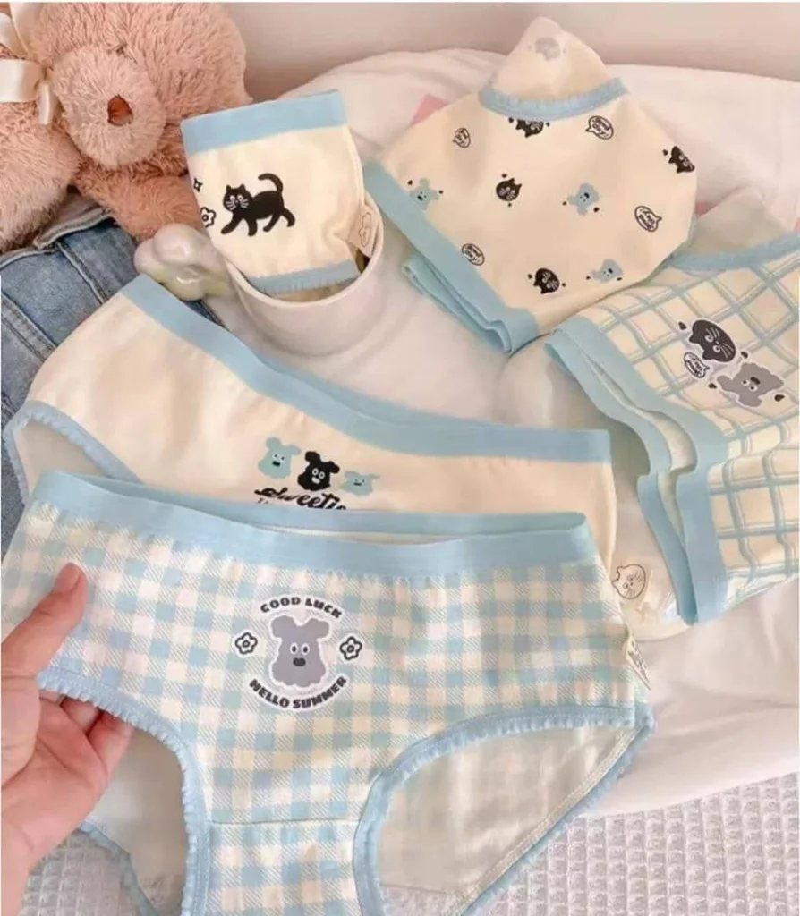 شورت عروسکی 